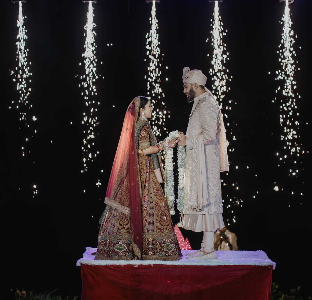 Aashav and Janvi's varmala moment with cold-pyro fountains